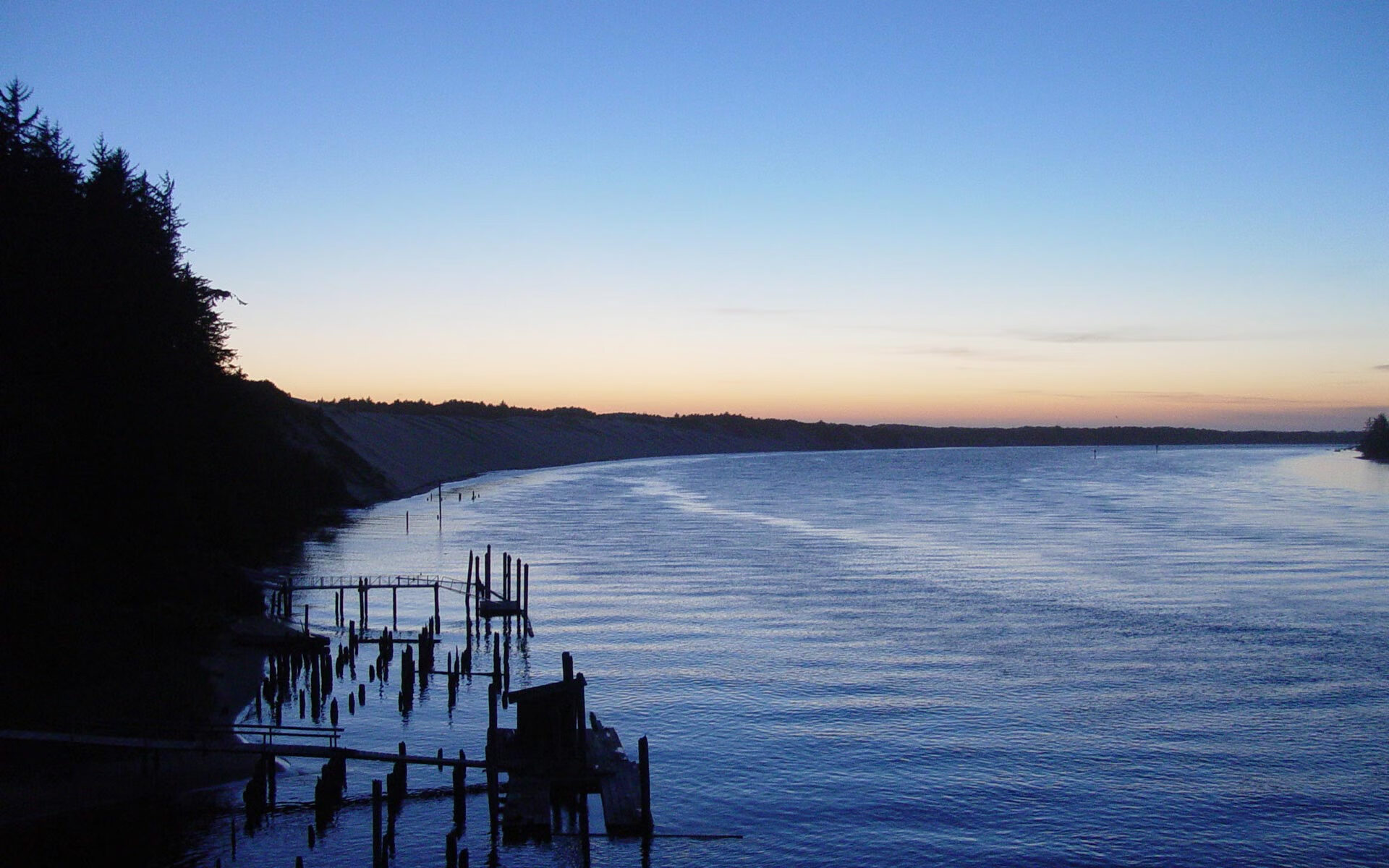 开云·体育官网-_爵士队攻守俱佳，排名逐渐逼近前列_，爵士球队队员名单